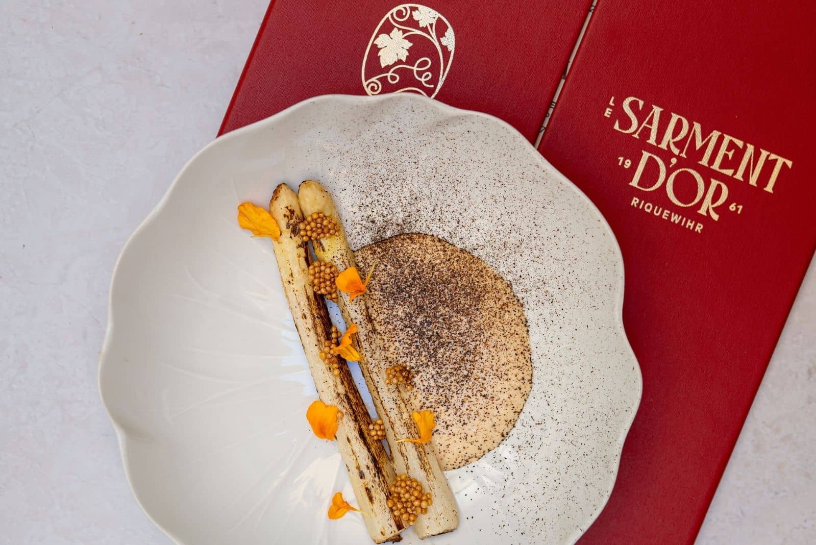 Restaurant Riquewihr - Le Sarment d'Or - Les asperges blanches du Sarment